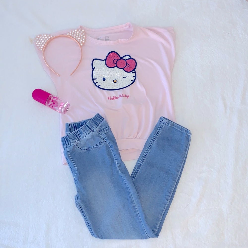 Hello kitty Shirt & Jean Leggings